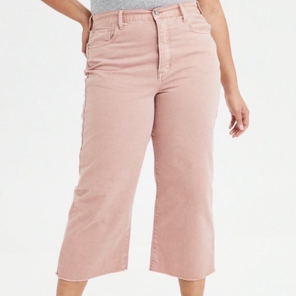 American Eagle Wide Leg cropped jeans light pink